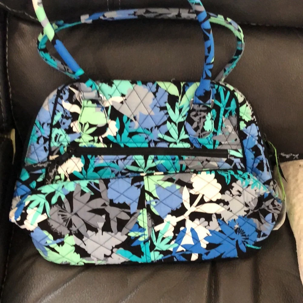 Vera Bradley has tags