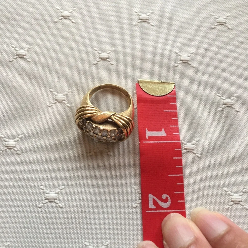 N/A vintage elegant