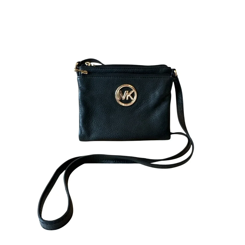 Michael Kors Fulton Black‎ Pebbled Leather Crossbody Bag Snap & Zipper Gold Logo