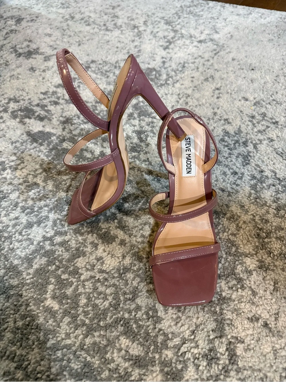 Steve Madden sleek patent