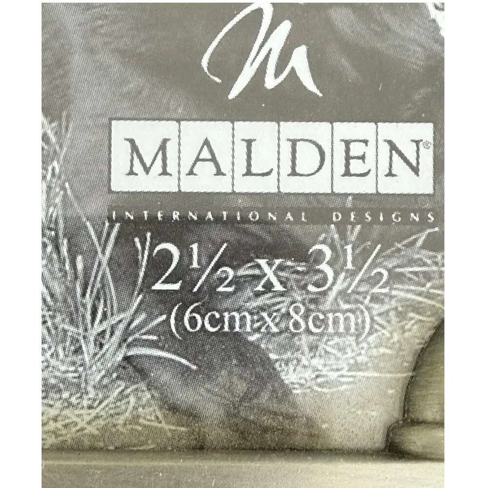 Malden vintage dog