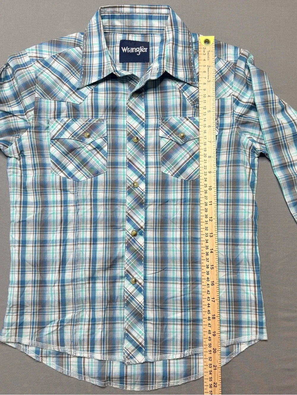 Wrangler lightweight pockets plaid