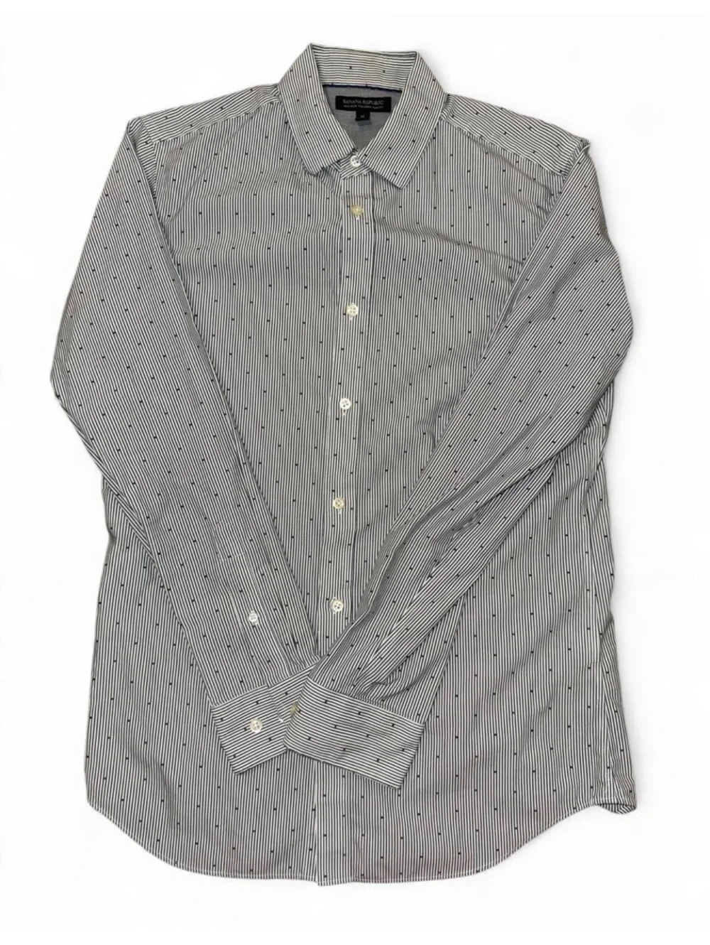 Men’s Banana Republic striped button up shirt Size Medium