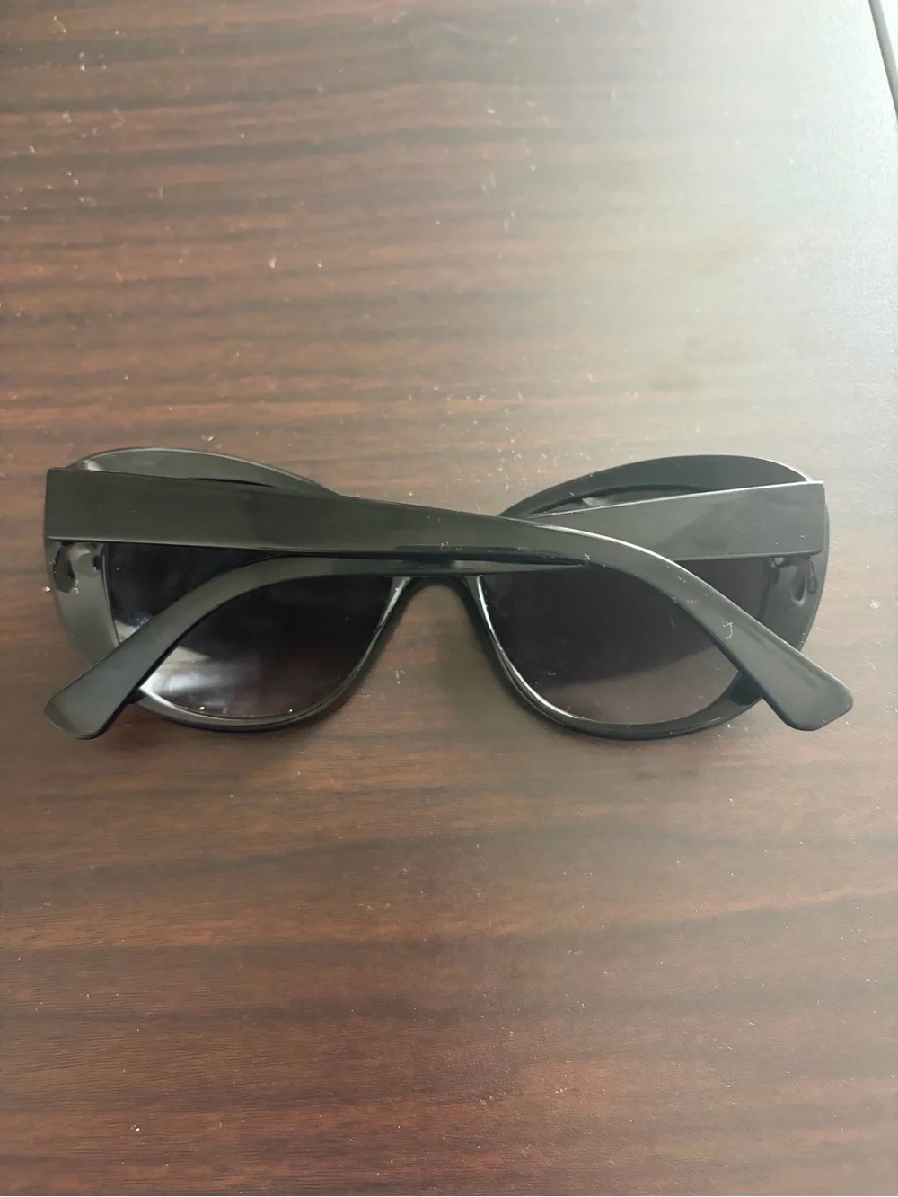 Amazon chic black