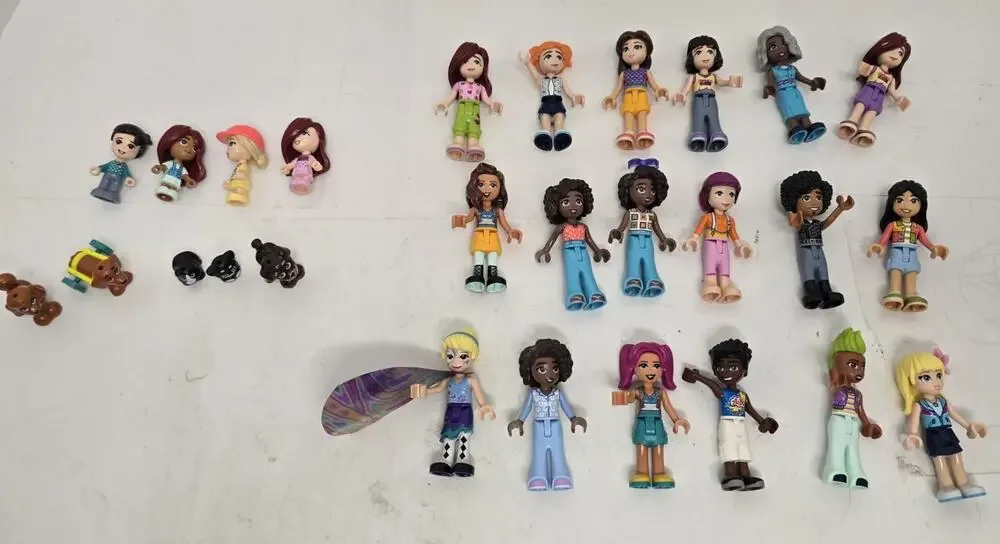 Lot of 27 Lego Friends Dolls & Accessories Minifigure Dog Cat Girl Kids