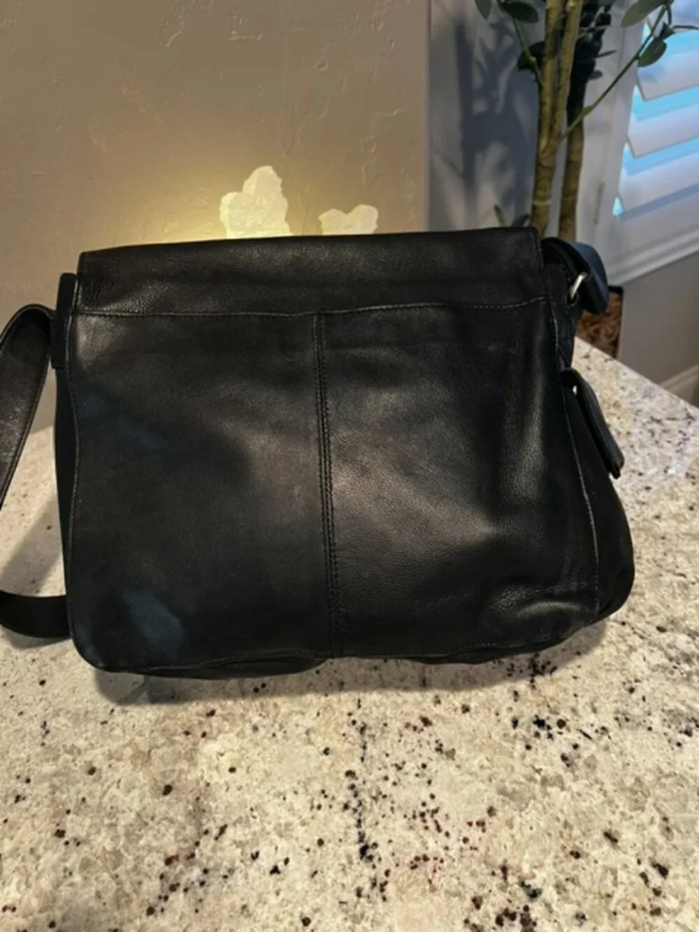 Fossil this black