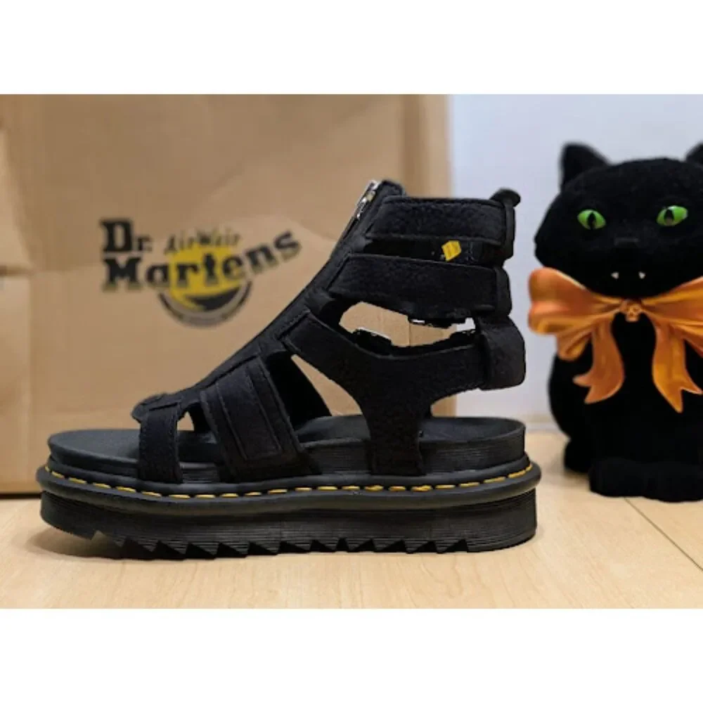 Dr. Martens unmistakable grooving