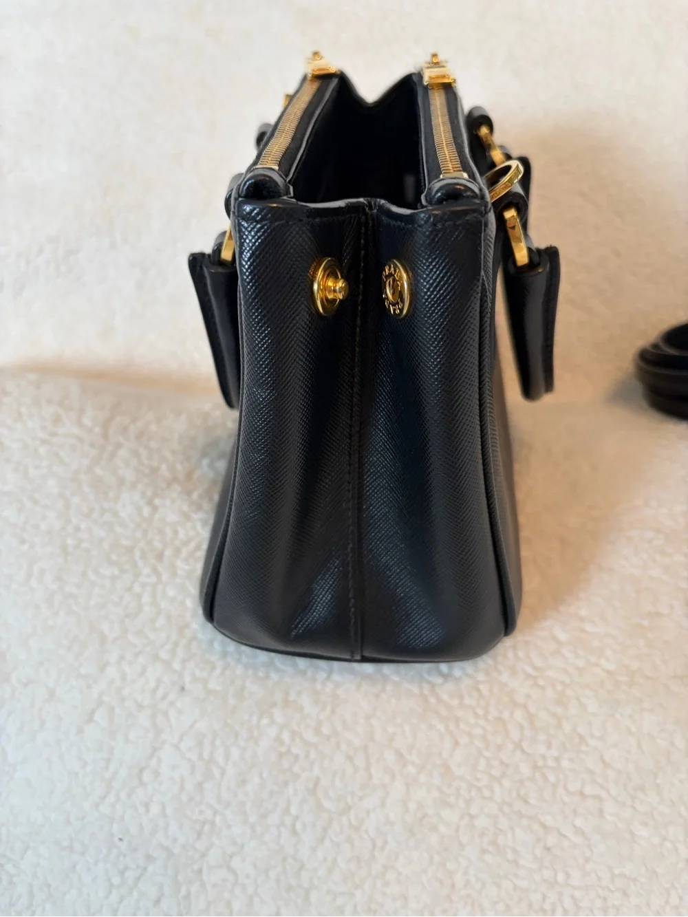 Prada 60 product