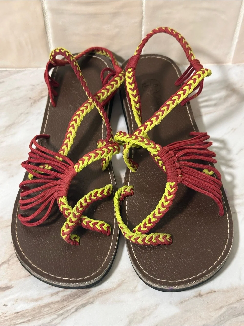 Island toes island toes