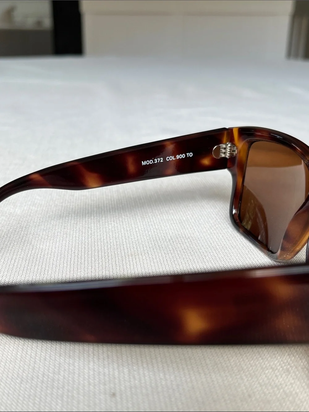 Versace tortoise color