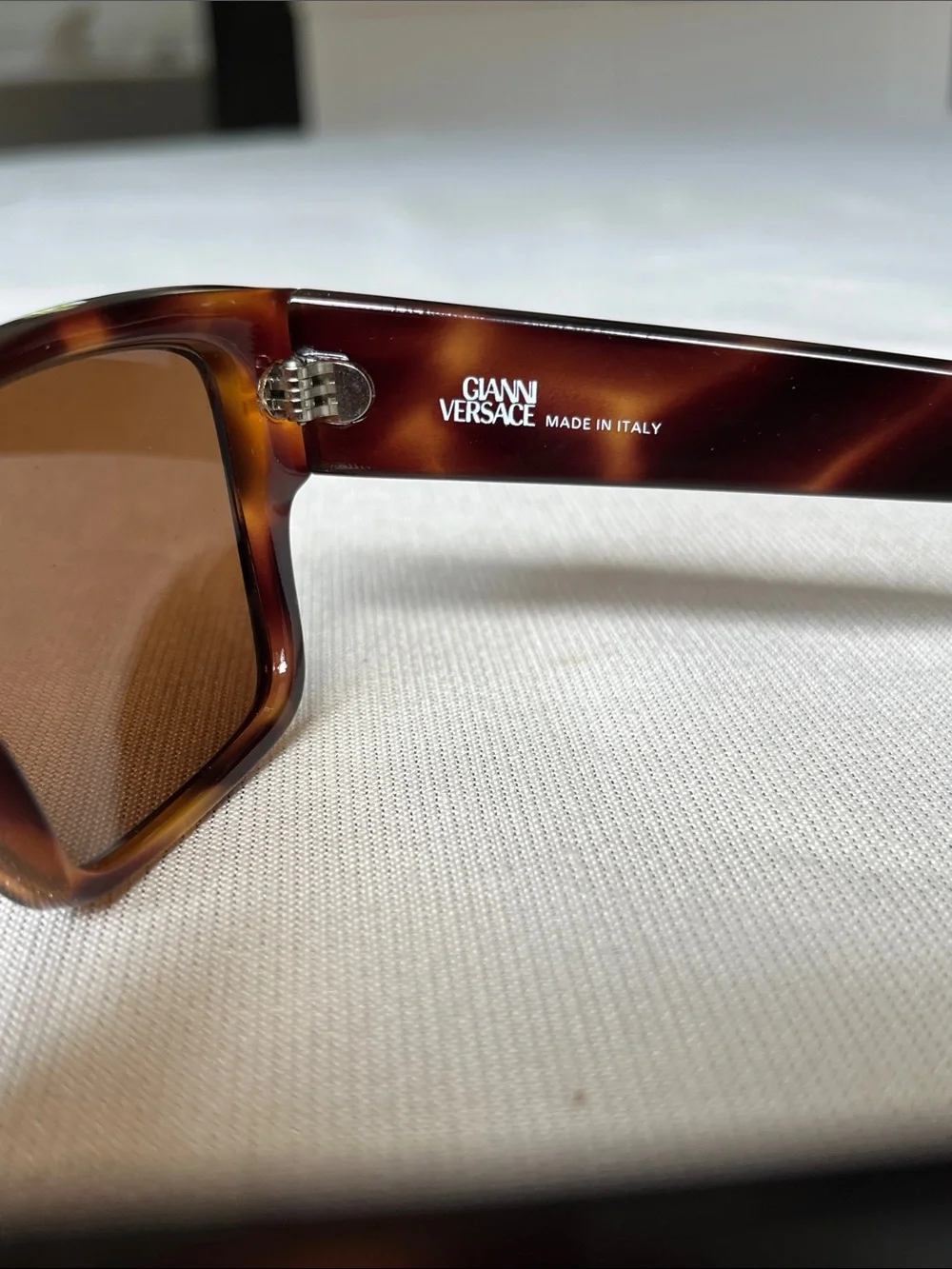 Versace tortoise color