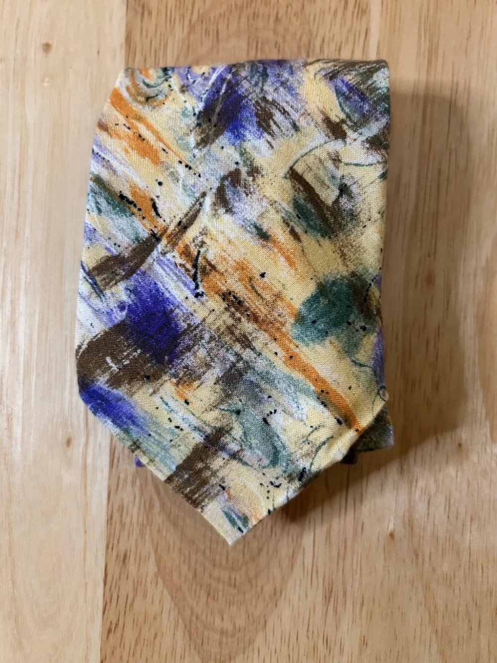 Vintage Havana tie vintage feels