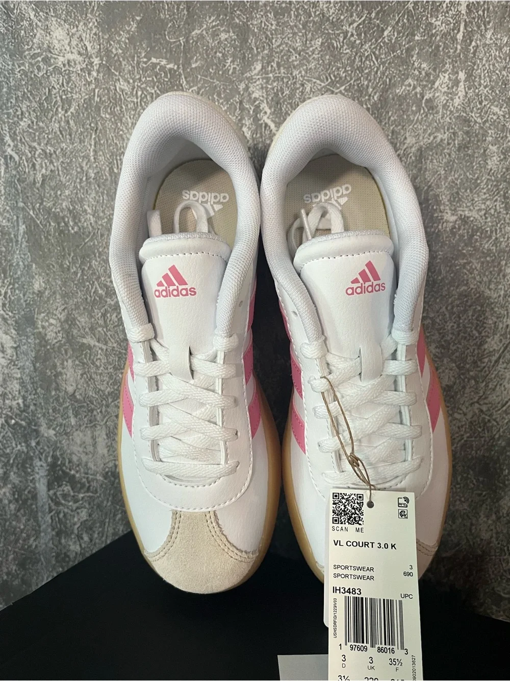 adidas youth sneakers