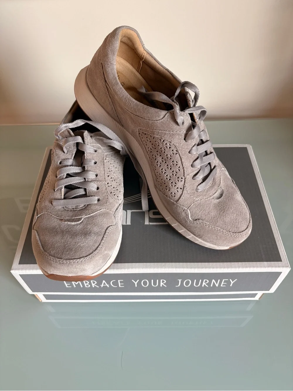 Dansko catie/Gray Suede Lace-Up Sneakers