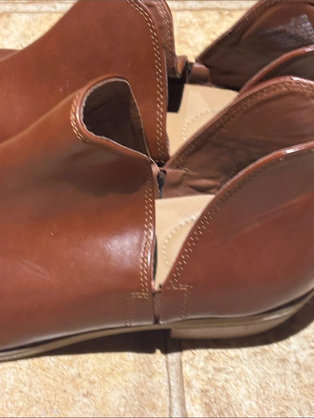 Universal Thread classic brown