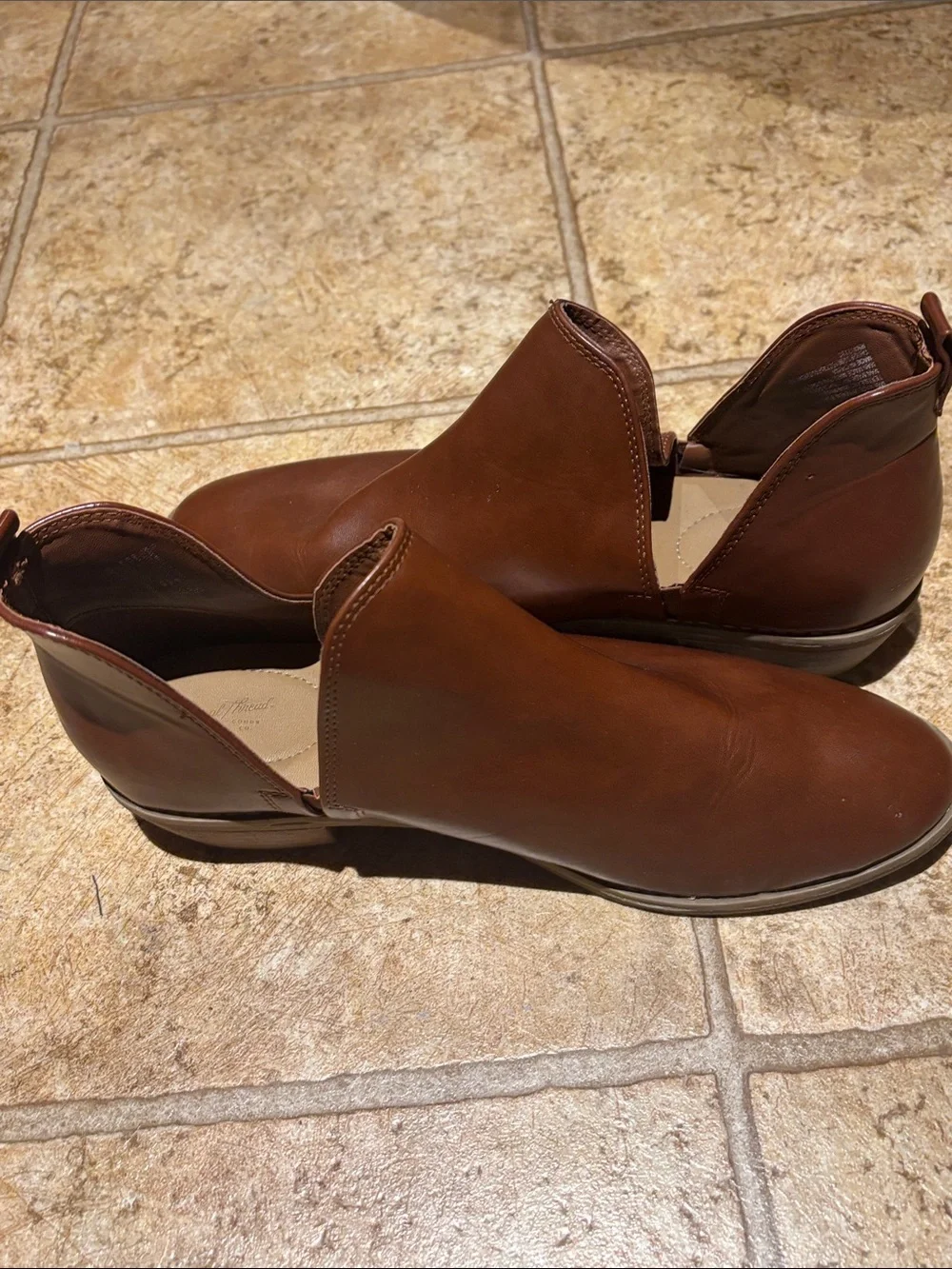 Universal Thread classic brown