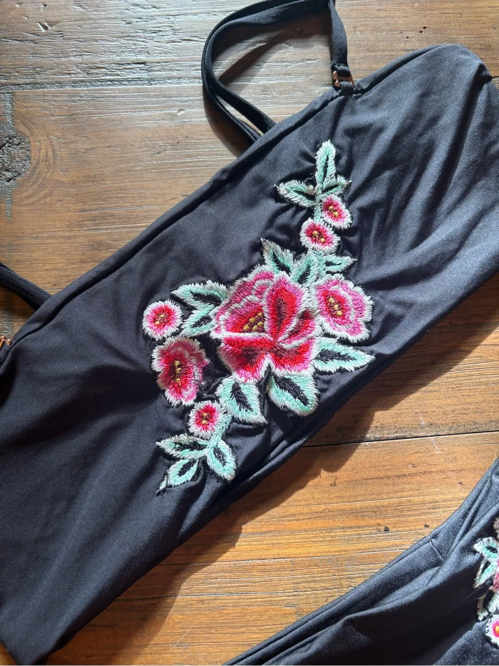 Frankies Bikinis frankie’s bikinis
