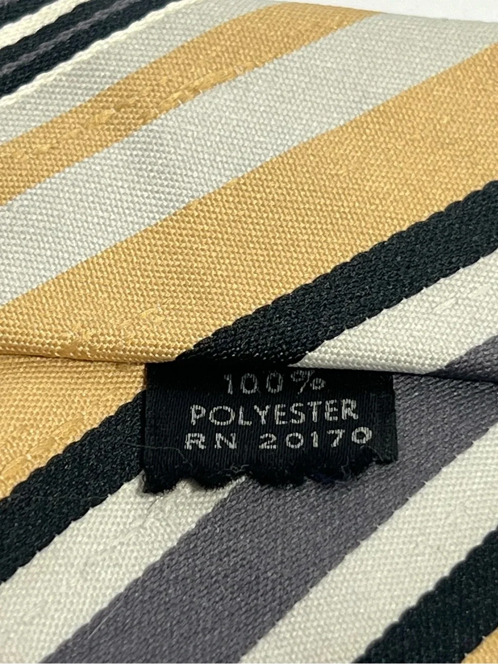 Velducci material tag
