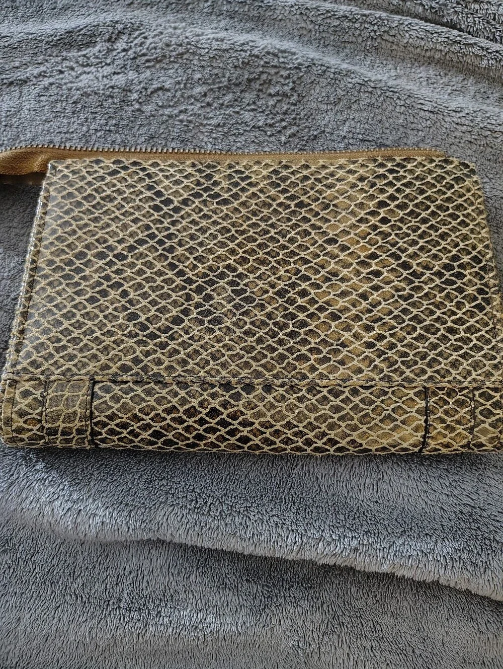 Micheal Rome stylish wristlet
