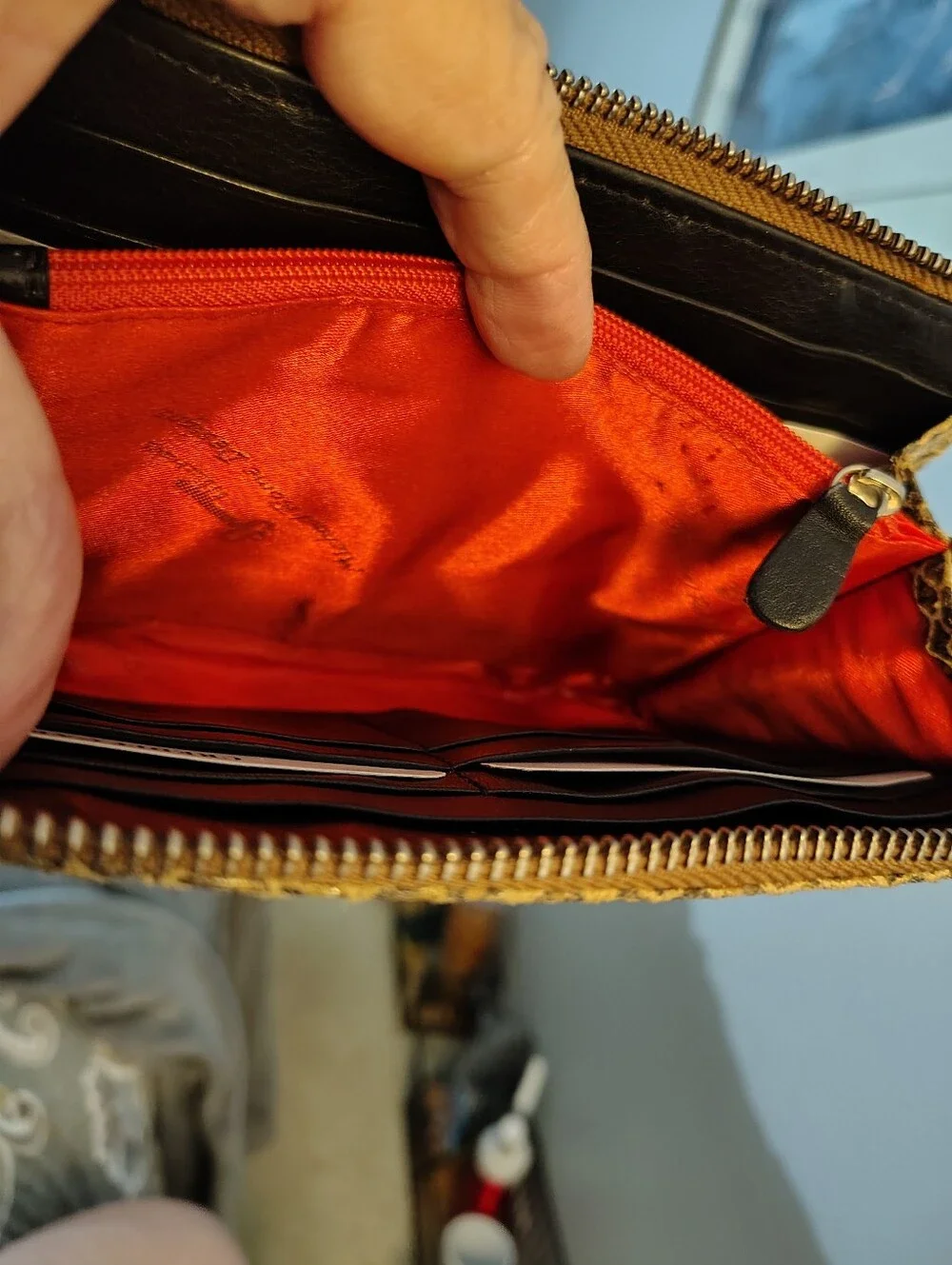 Micheal Rome stylish wristlet