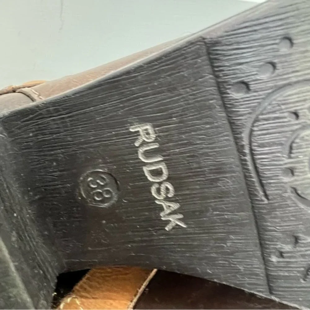 RUDSAK these leather
