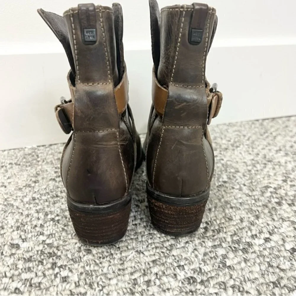 RUDSAK these leather