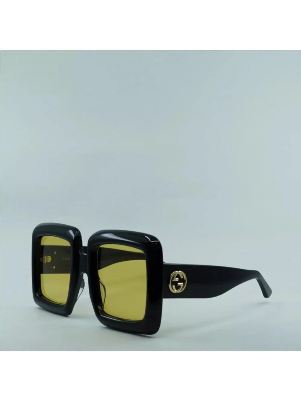 Gucci bold square
