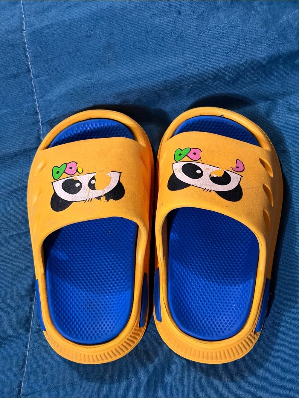 Active USA bright yellow