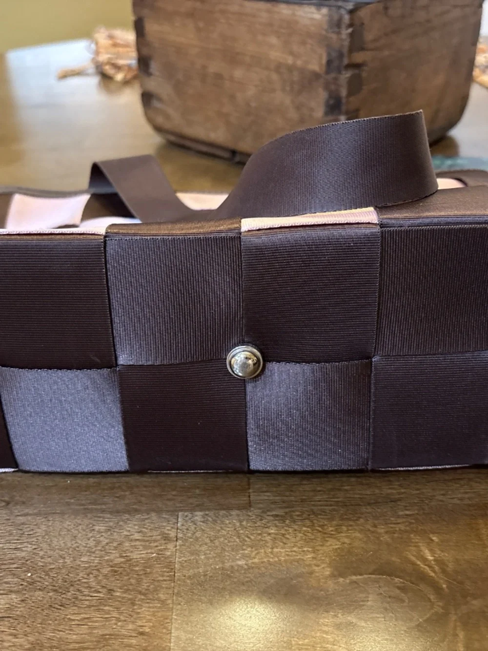 Comely seatbelt bag