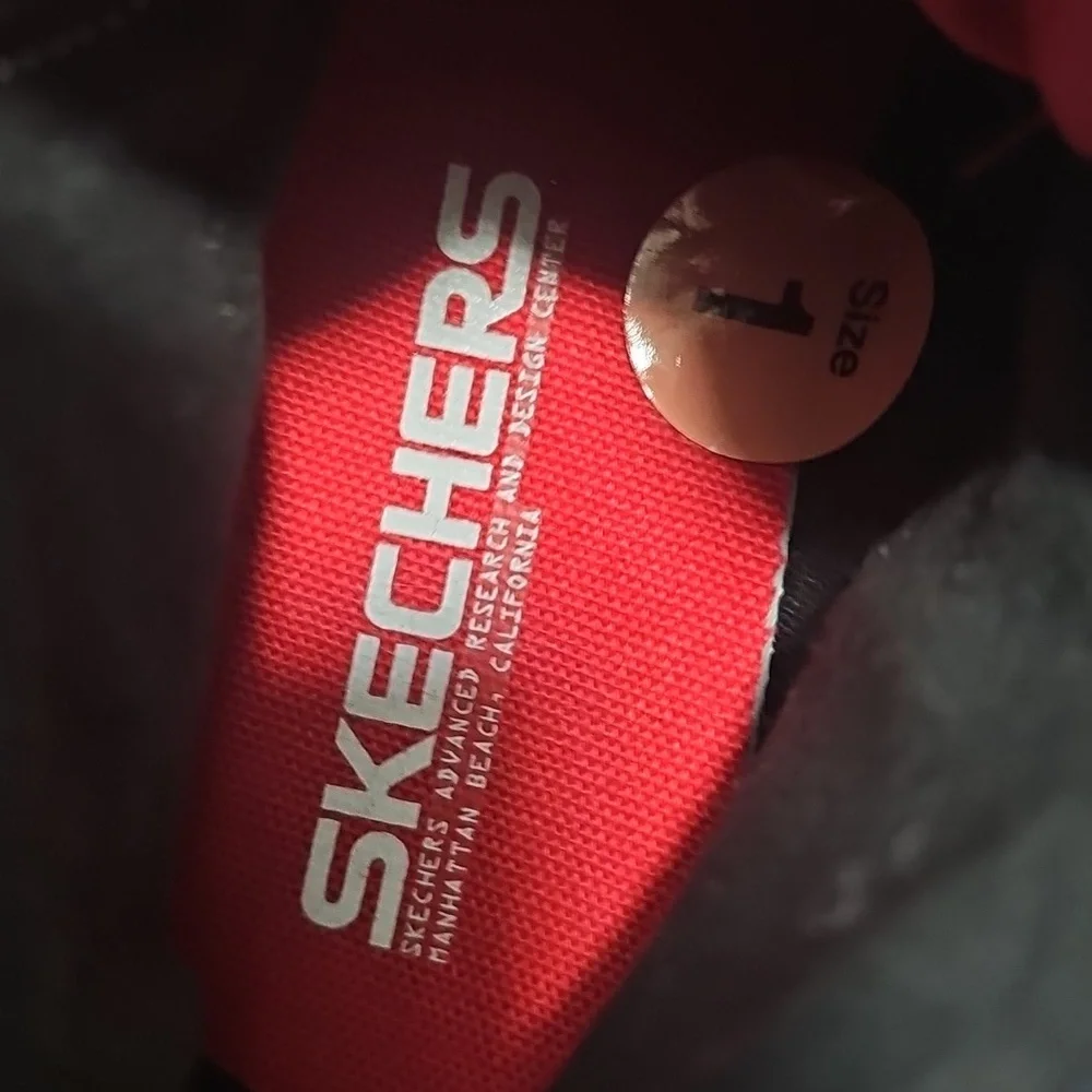 Skechers nasa high