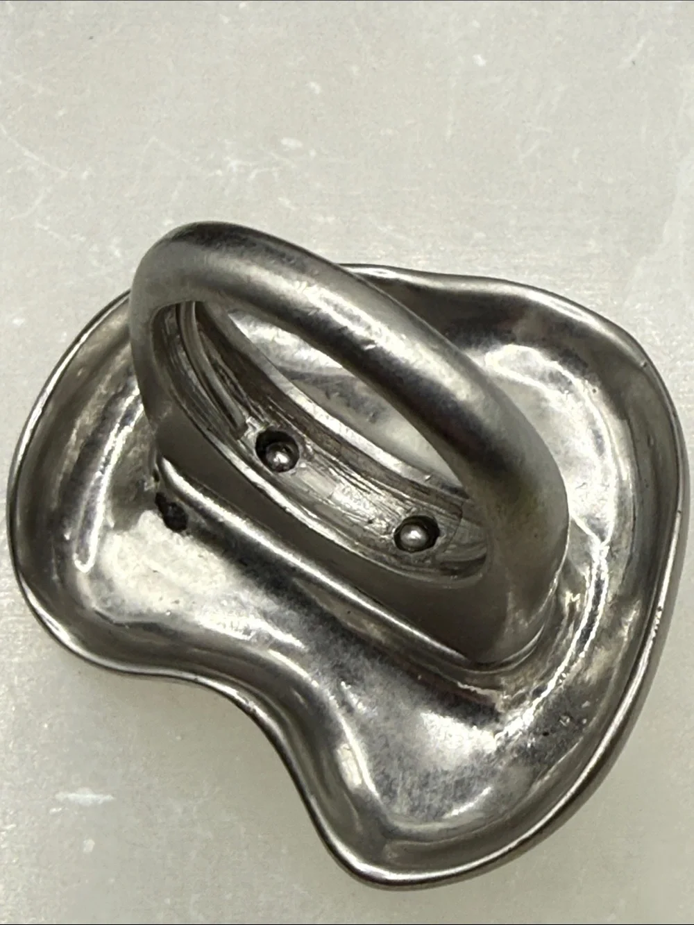 N/A stylish silver