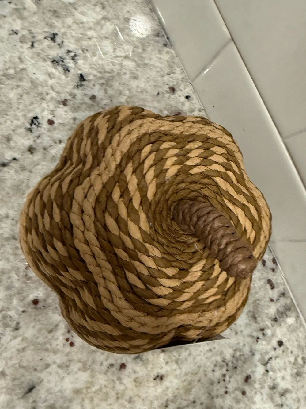 Threshold decorative woven
