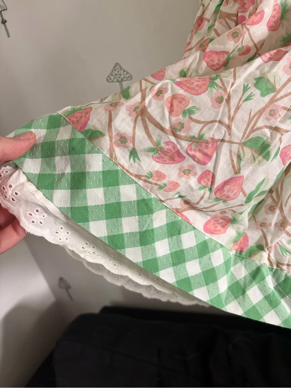 cupcakes & cashmere size brand