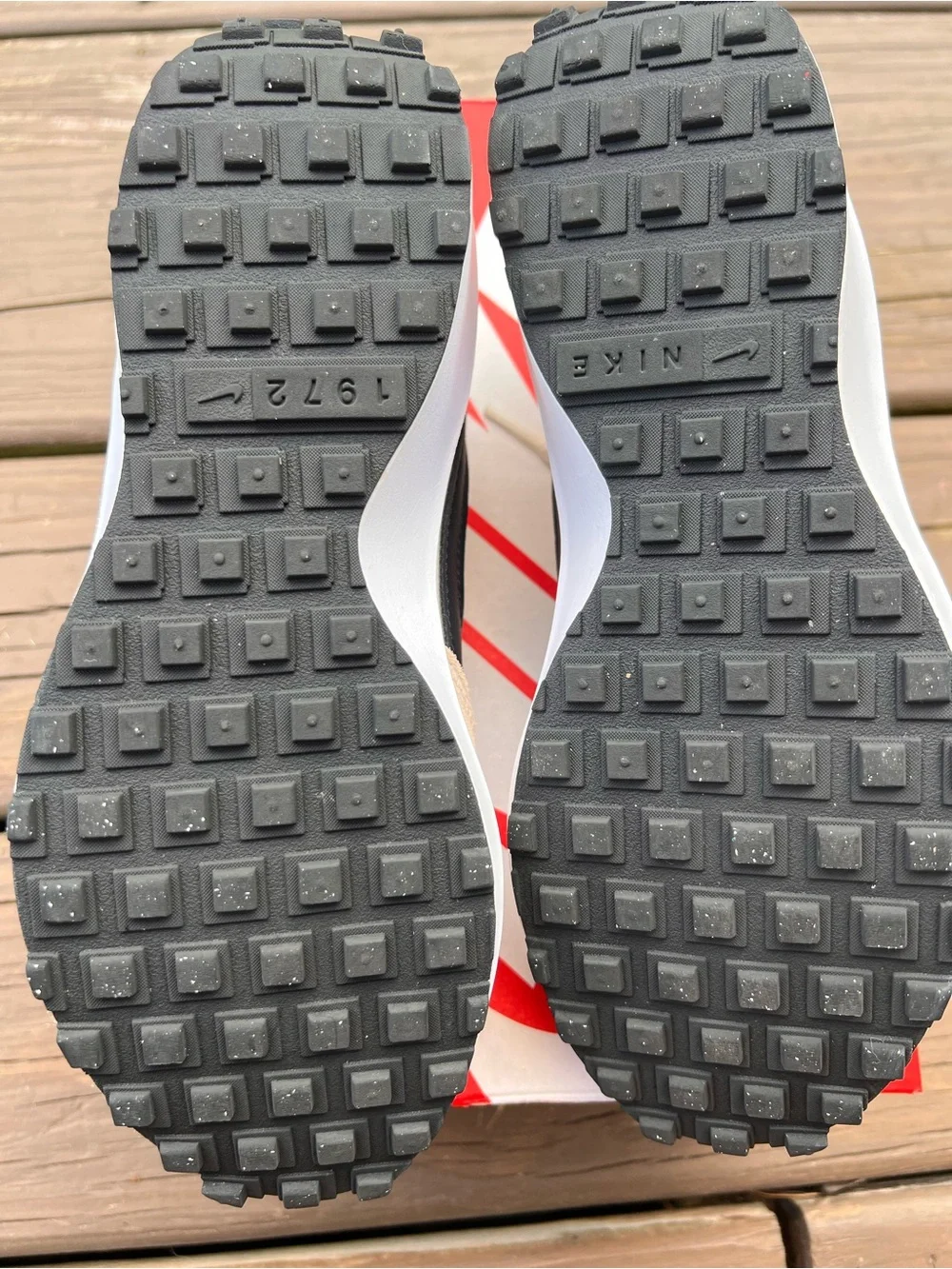 Nike lightweight sneakers