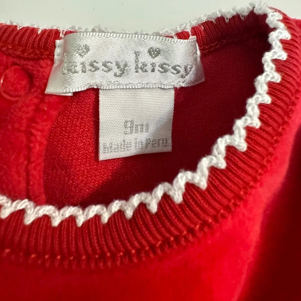 Kissy Kissy approximate measurements