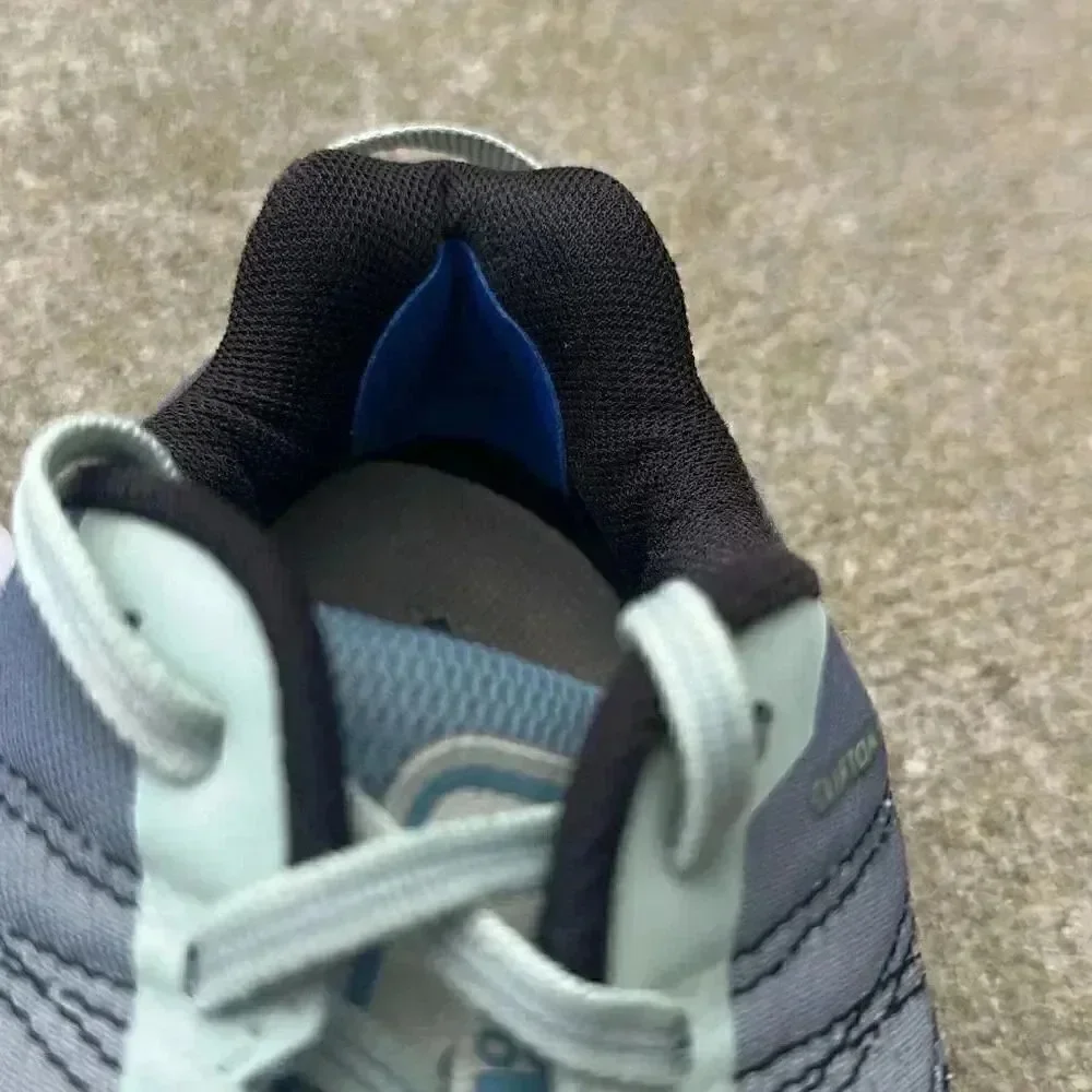 Hoka One One hoka one