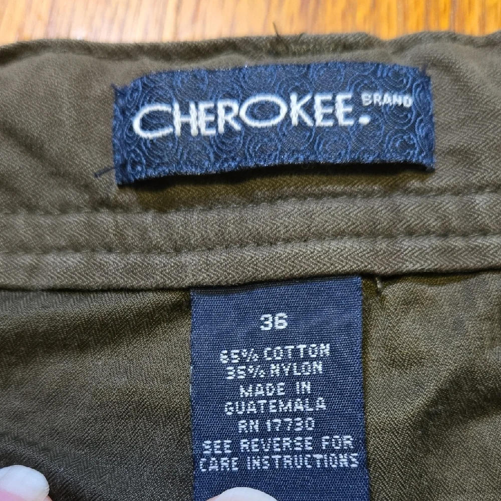 Cherokee stylish cargo
