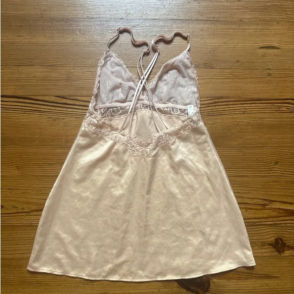 Auden item blush
