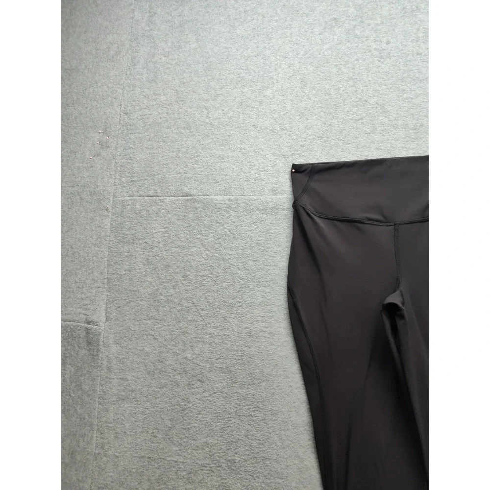 lululemon athletica pre owned