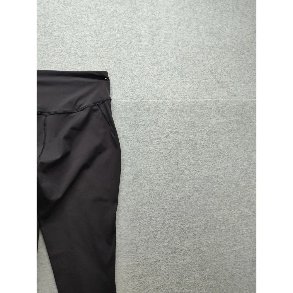 lululemon athletica pre owned