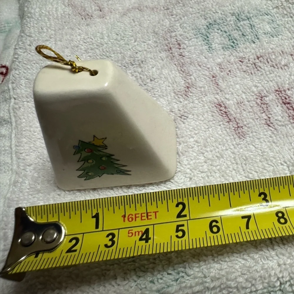 N/A festive ceramic