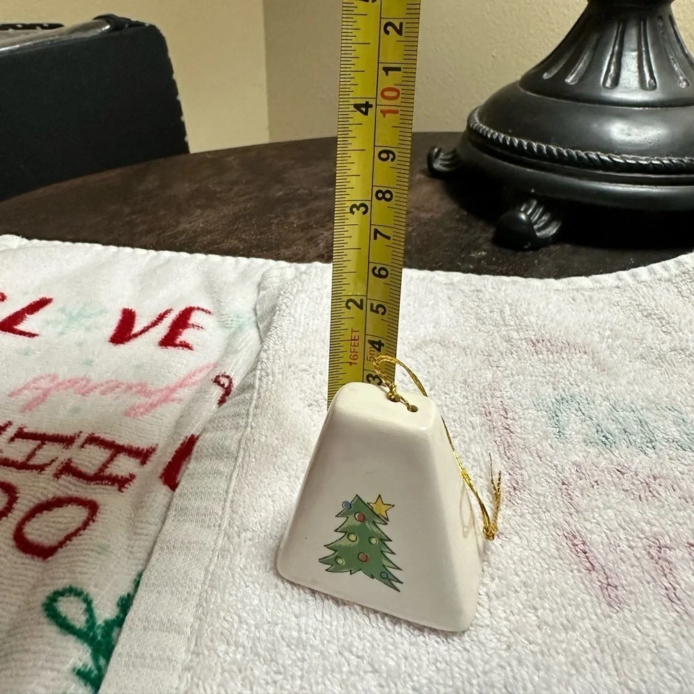 N/A festive ceramic