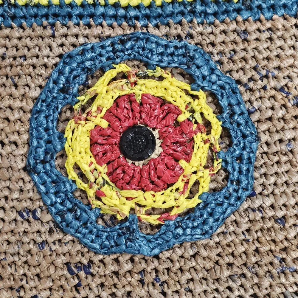 Handmade plarn plastic