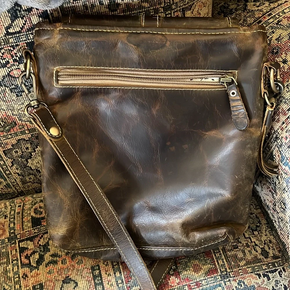 Myra Bag beautiful oil