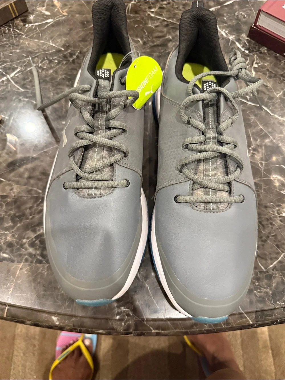 Puma Men's Gray and Black Low-Top Sneakers
