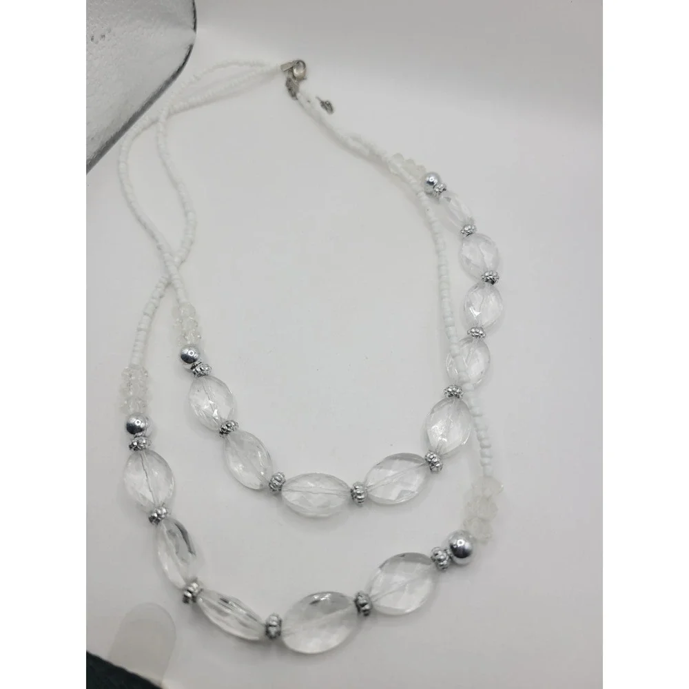 N/A this white