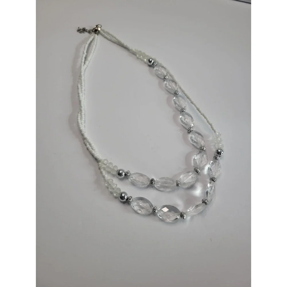 N/A this white