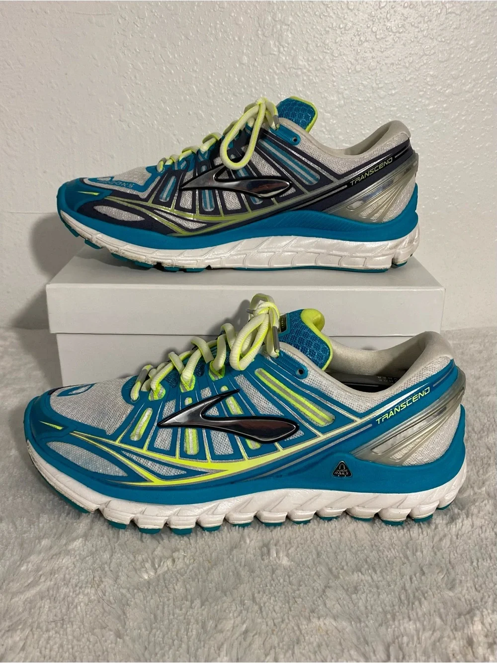 Brooks Transcend Ultimate Ride Running Shoes Women’s Size 8.5 Blue Gray Yellow