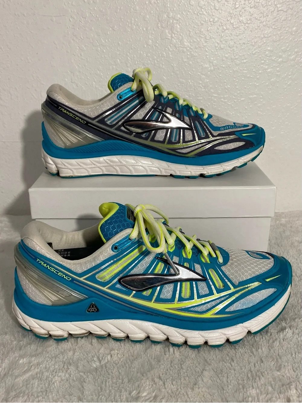 Brooks Transcend Ultimate Ride Running Shoes Women’s Size 8.5 Blue Gray Yellow