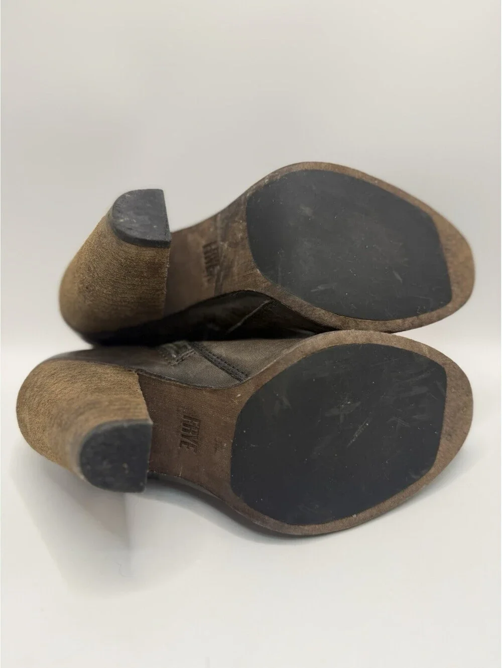 Frye short madeline